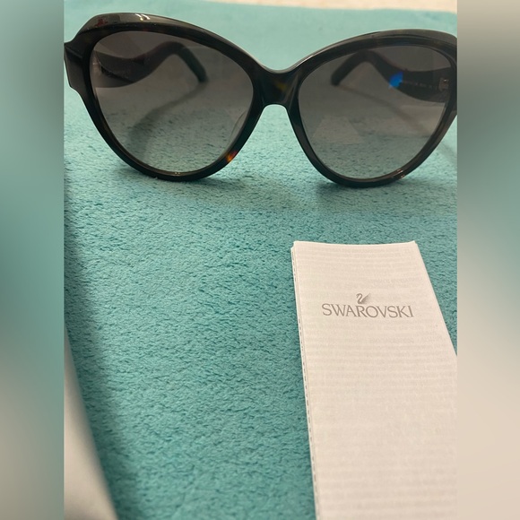 Original brand new Swarovski sunglasses with black and brown crystals - Picture 3 of 5